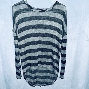 Zenana Outfitters Gray Striped Long Sleeve Tunic Shirt M